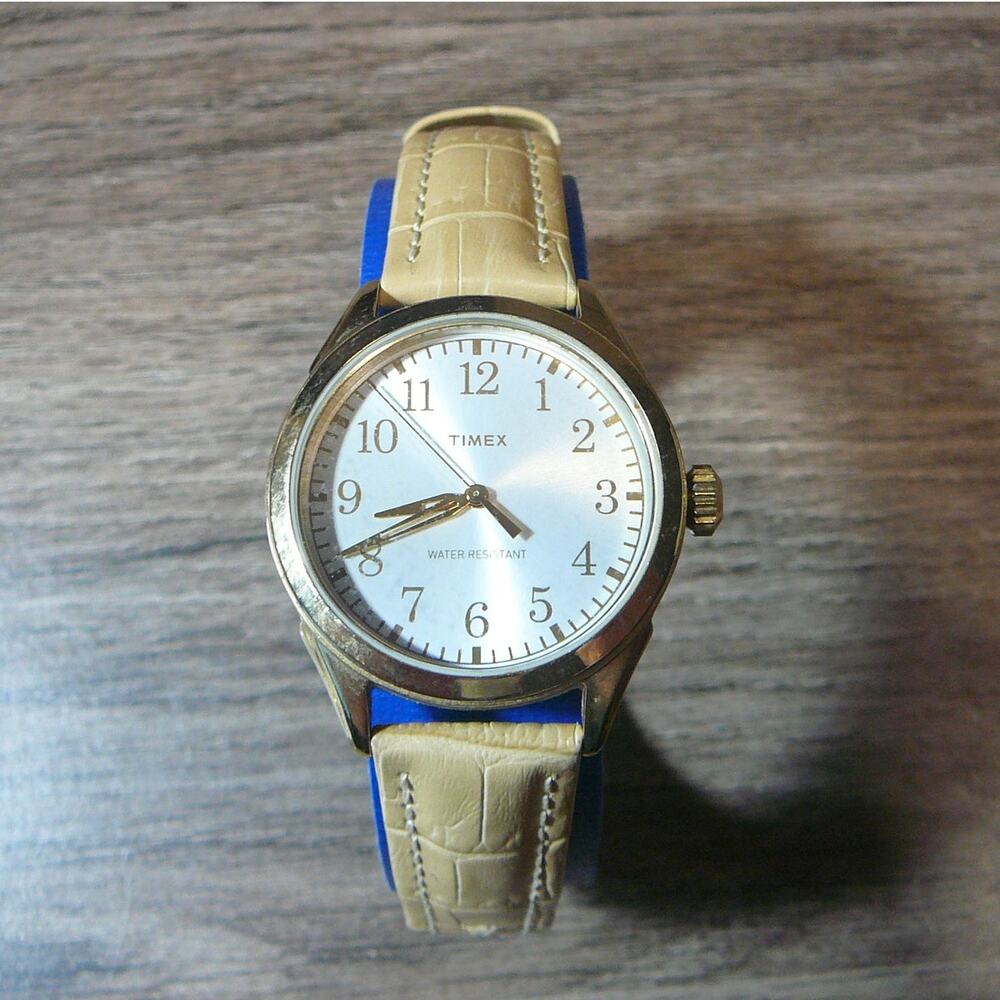 Womens Timex Watch Briarwood TW2P99300 Easy to Read Manual (Working)